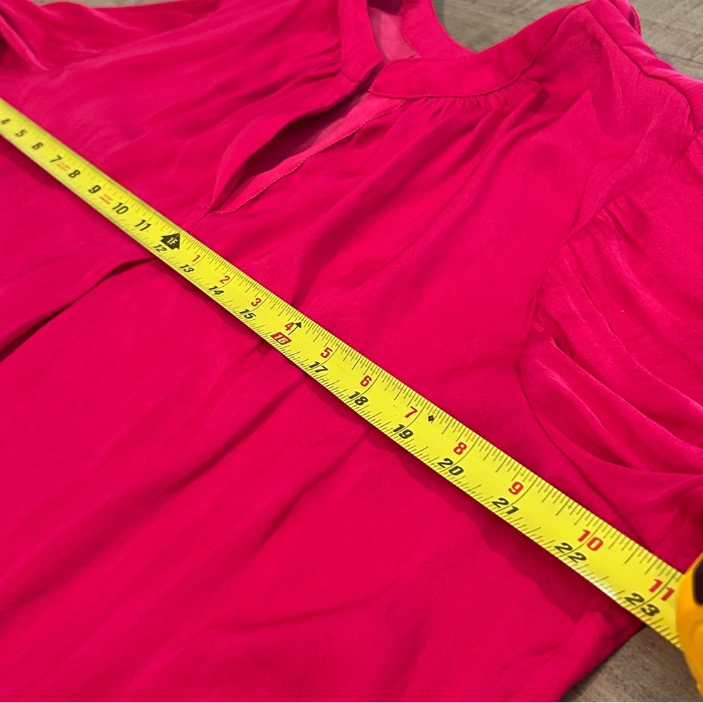 Simply Vera Long Sleeve Blouse Pink Soft Silky Comfortable V-Neck size Large - Picture 9 of 10